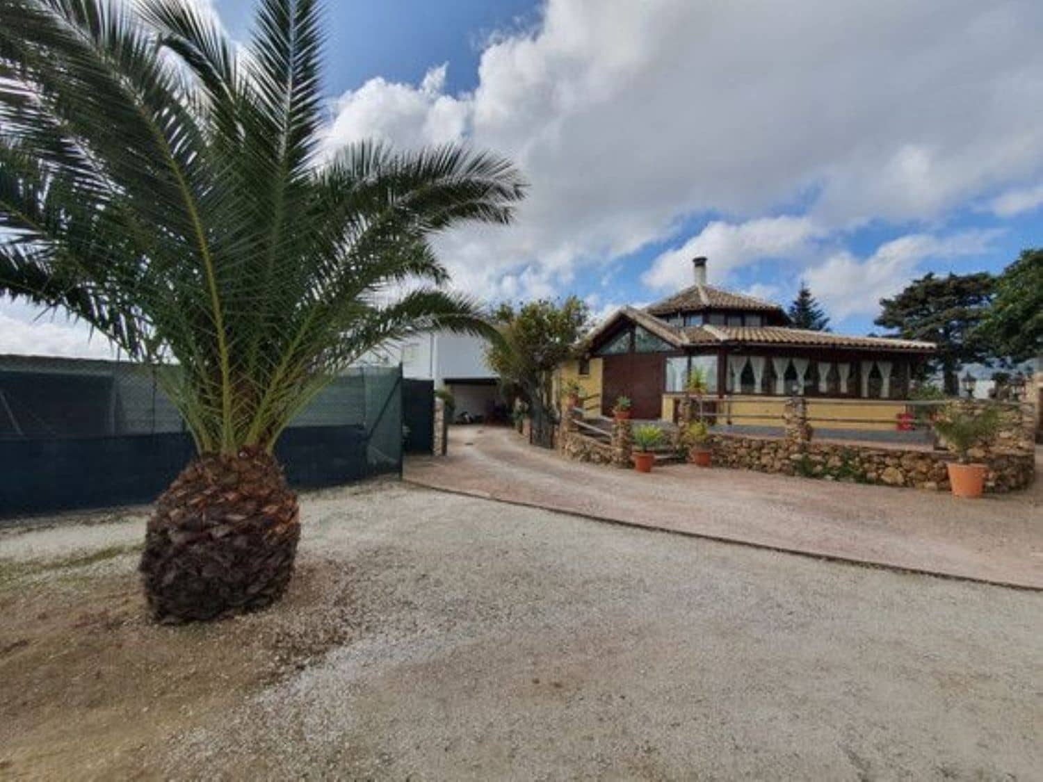 4 soveværelse Restaurant/Bar til salg i Yunquera - € 1.100.000 (Ref: 6669864)