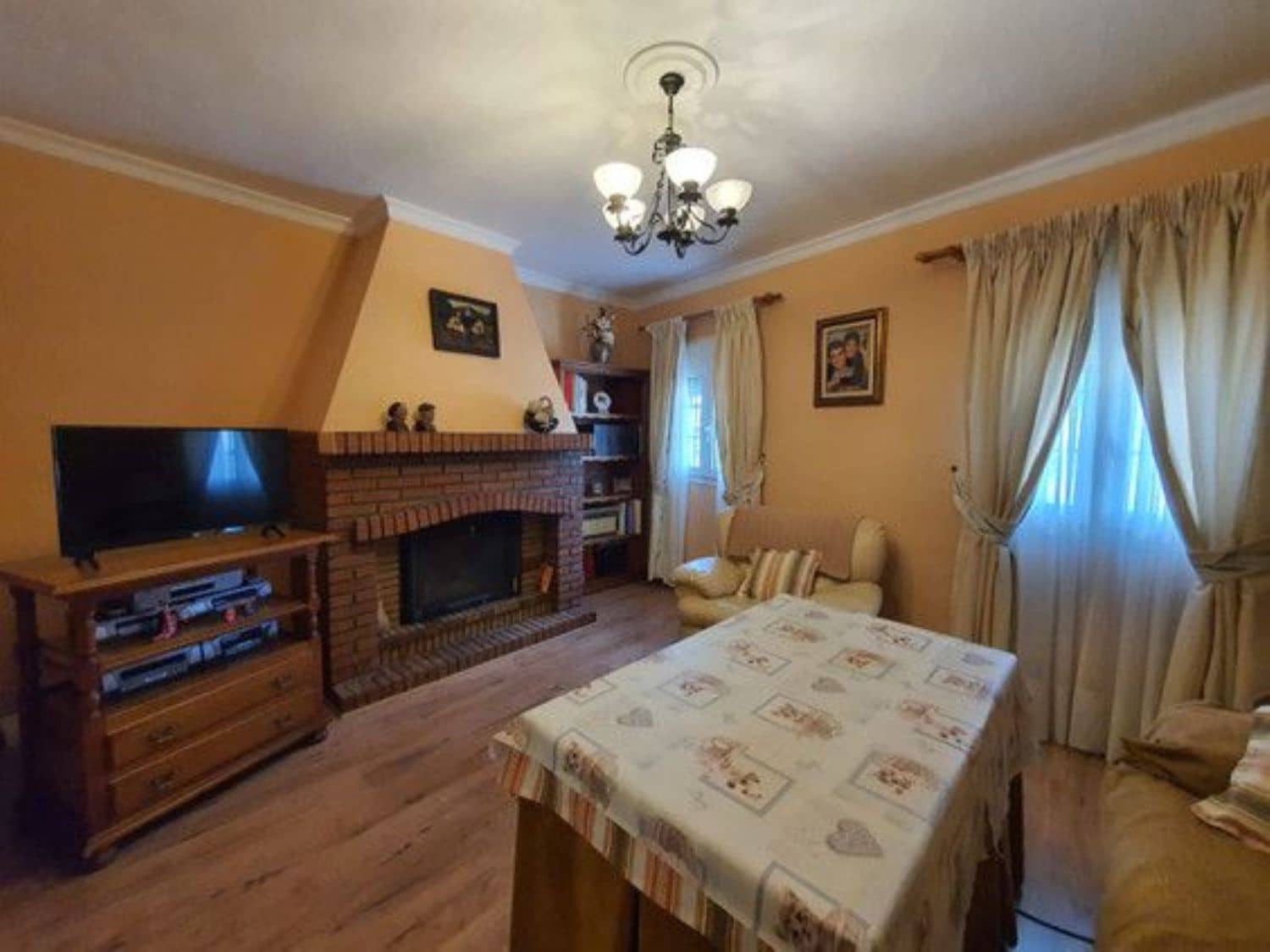 4 soveværelse Restaurant/Bar til salg i Yunquera - € 1.100.000 (Ref: 6669864)