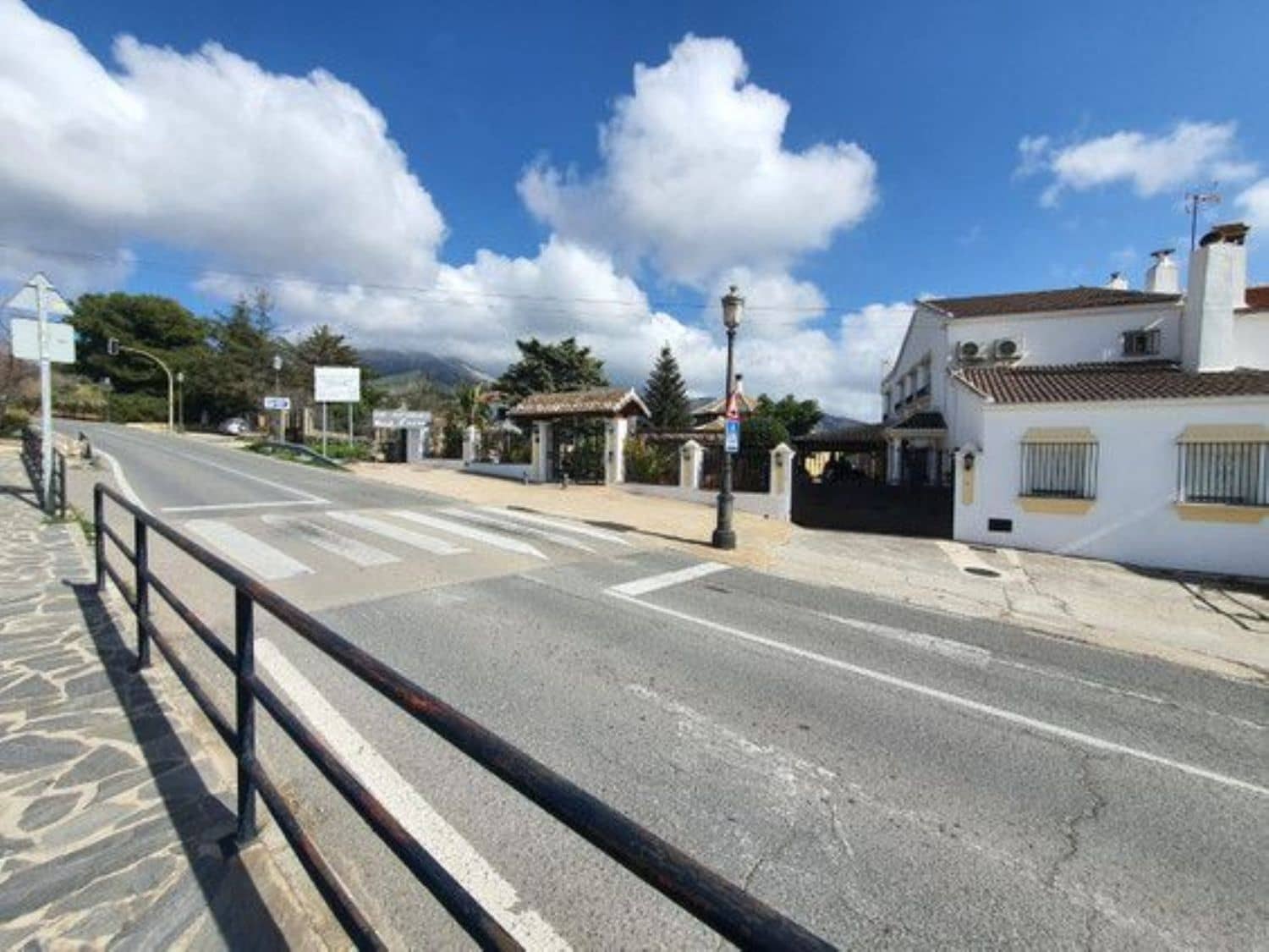 4 soveværelse Restaurant/Bar til salg i Yunquera - € 1.100.000 (Ref: 6669864)