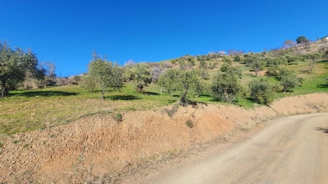 Mark till salu i Alozaina - 30 000 € (Ref: 7381609)