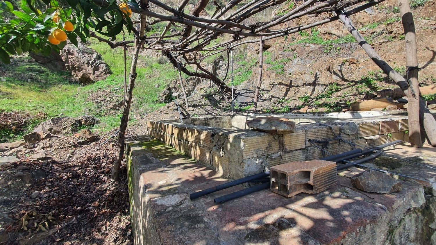 Ubebygd land til salgs i Monda - € 175 000 (Ref: 7928858)