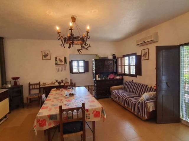 2 soveværelse Finca/Landehus til salg i Yunquera - € 160.000 (Ref: 8110474)