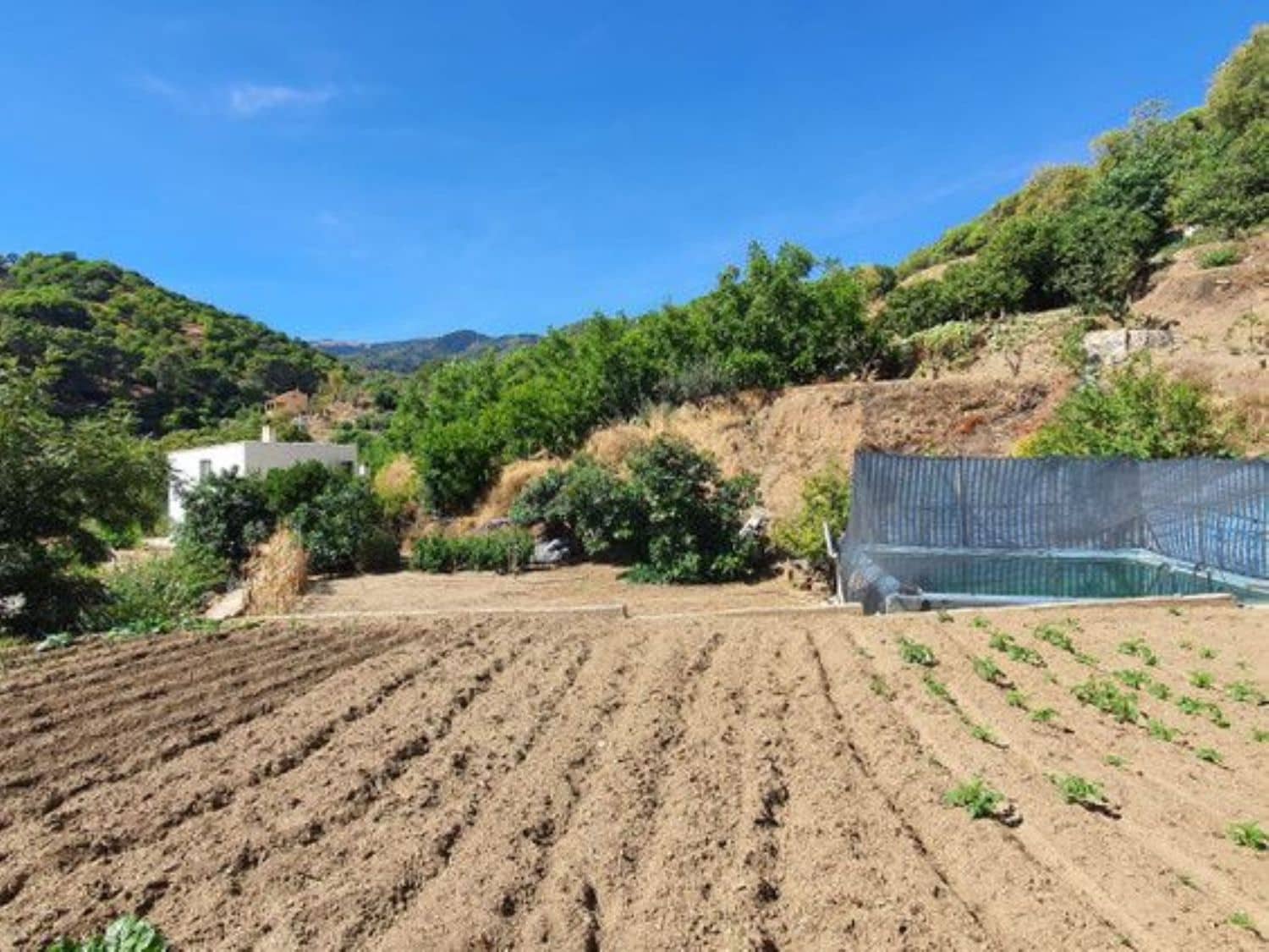 2 soveværelse Finca/Landehus til salg i Yunquera - € 160.000 (Ref: 8110474)