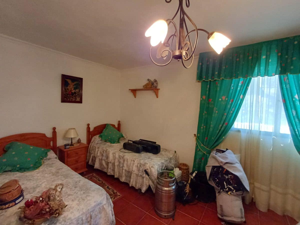 3 soveværelse Finca/Landehus til salg i Alozaina med garage - € 190.000 (Ref: 8317617)