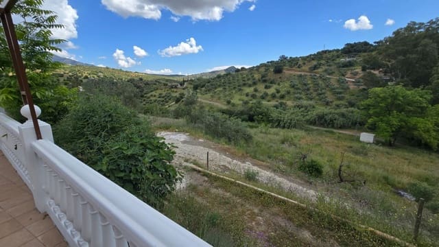 3 soveværelse Finca/Landehus til salg i Guaro - € 695.000 (Ref: 9128703)
