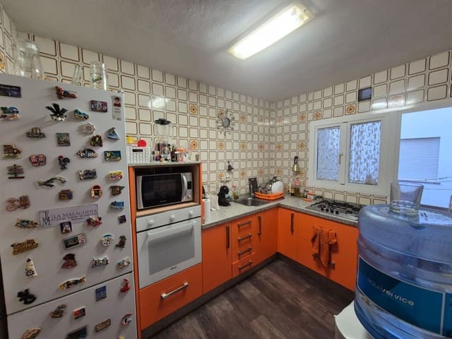 3 slaapkamer Flat te koop in Coín - € 186.000 (Ref: 9406313)