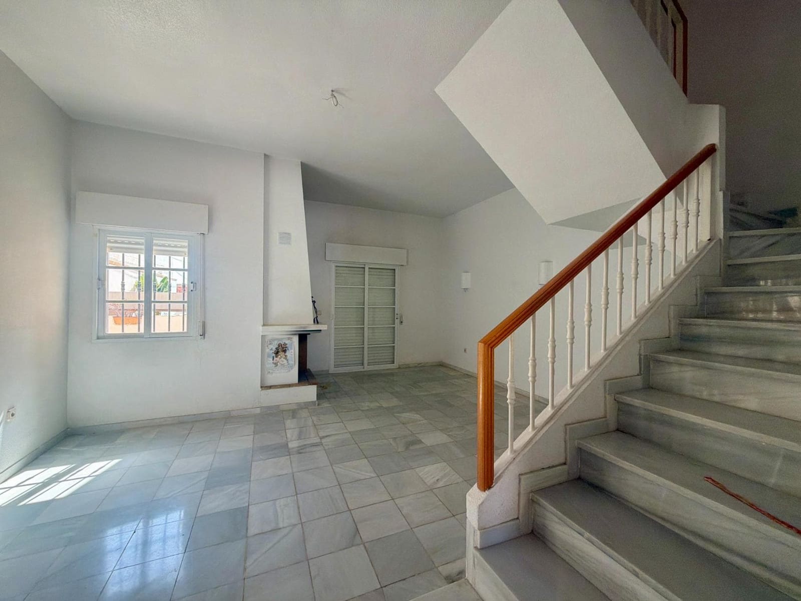 3 sypialnia Willa na sprzedaż w Garrucha z garażem - 245 000 € (Ref: 10067827)
