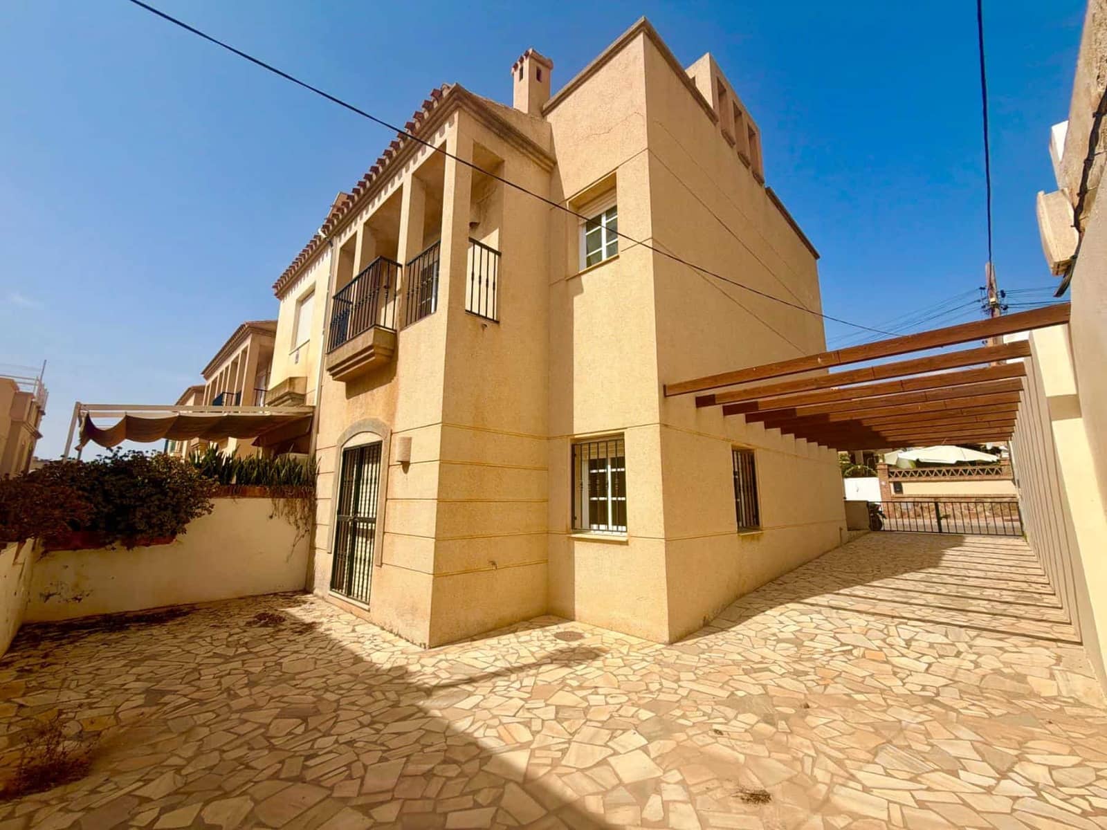 3 sypialnia Willa na sprzedaż w Garrucha z garażem - 245 000 € (Ref: 10067827)