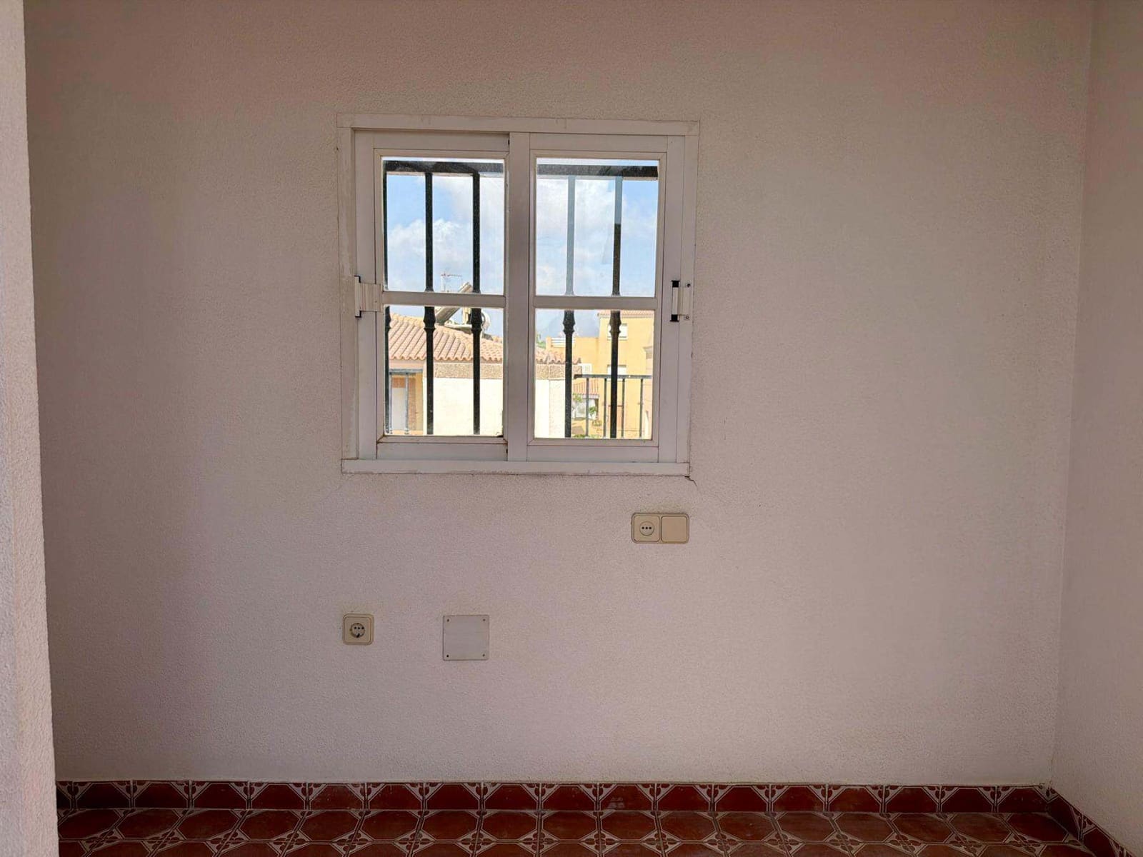 3 sypialnia Willa na sprzedaż w Garrucha z garażem - 245 000 € (Ref: 10067827)