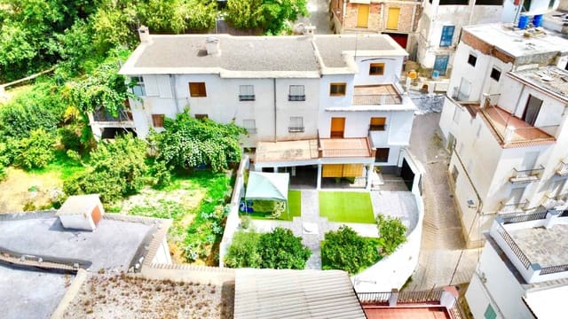 3 bedroom Villa for sale in Válor with garage - € 169,000 (Ref: 10075414)