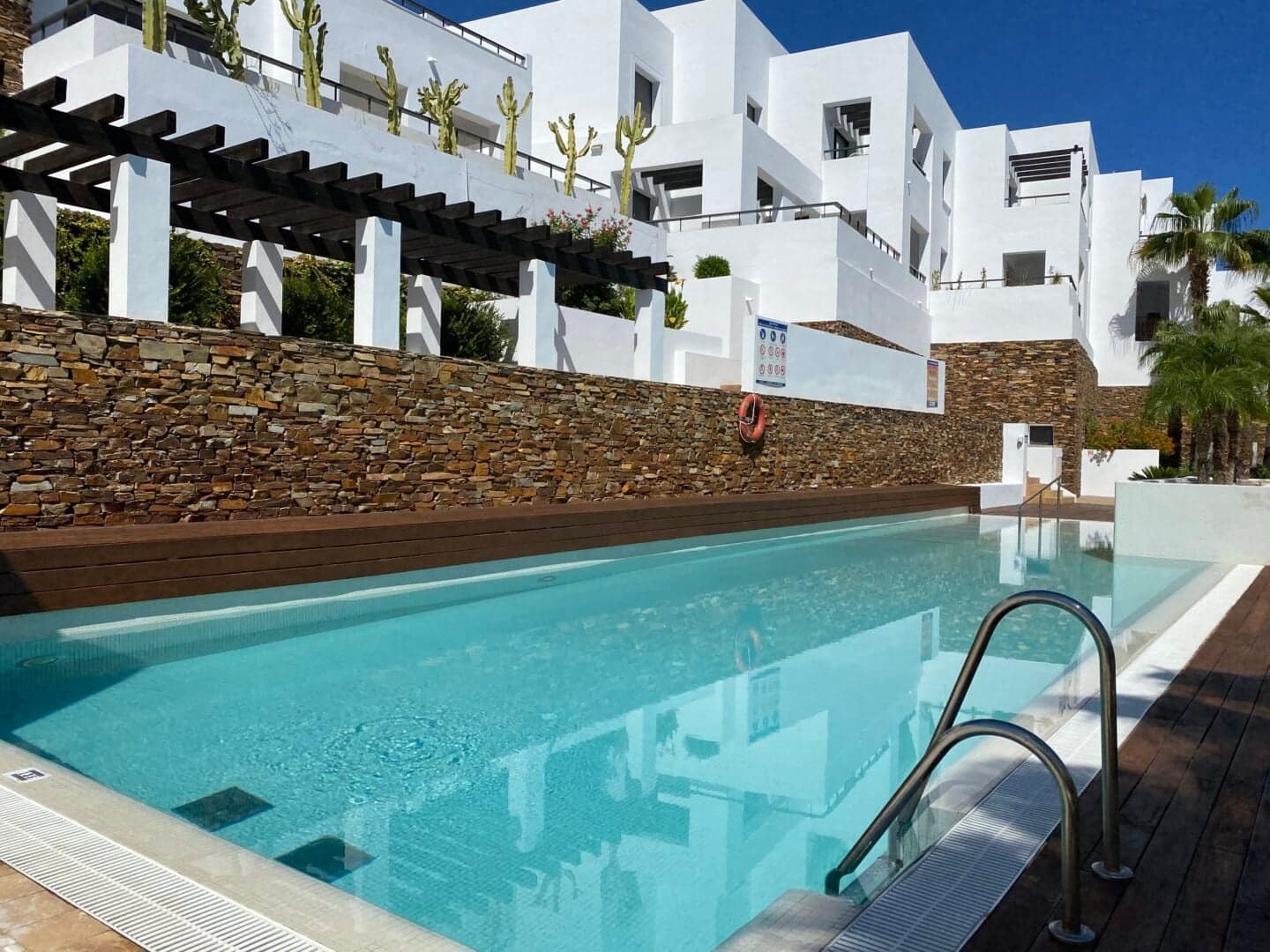 3 quarto Apartamento de Praia para arrendar em Mojacar com piscina garagem - 1 495 € (Ref: 10081099)