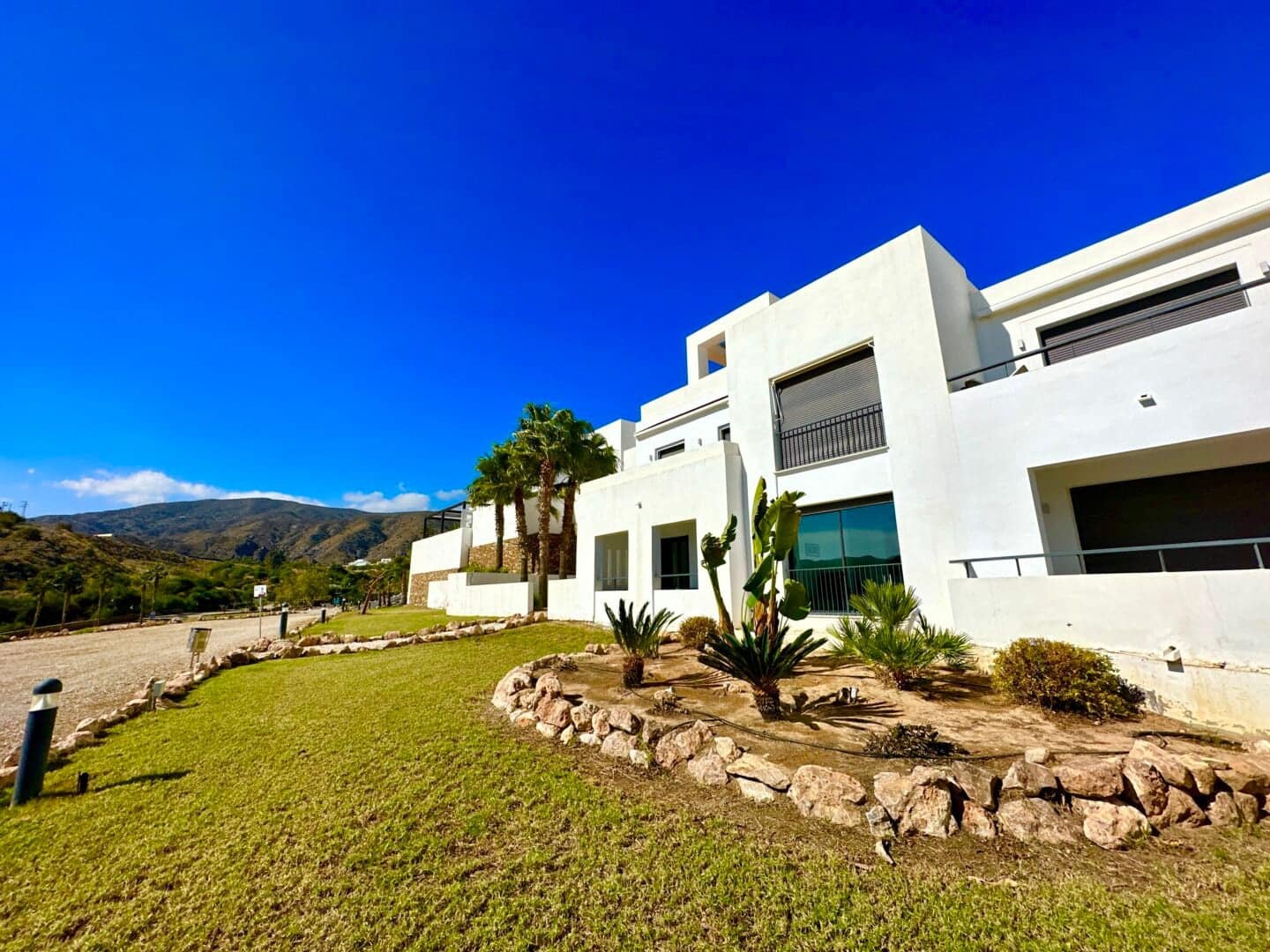 3 quarto Apartamento de Praia para arrendar em Mojacar com piscina garagem - 1 495 € (Ref: 10081099)