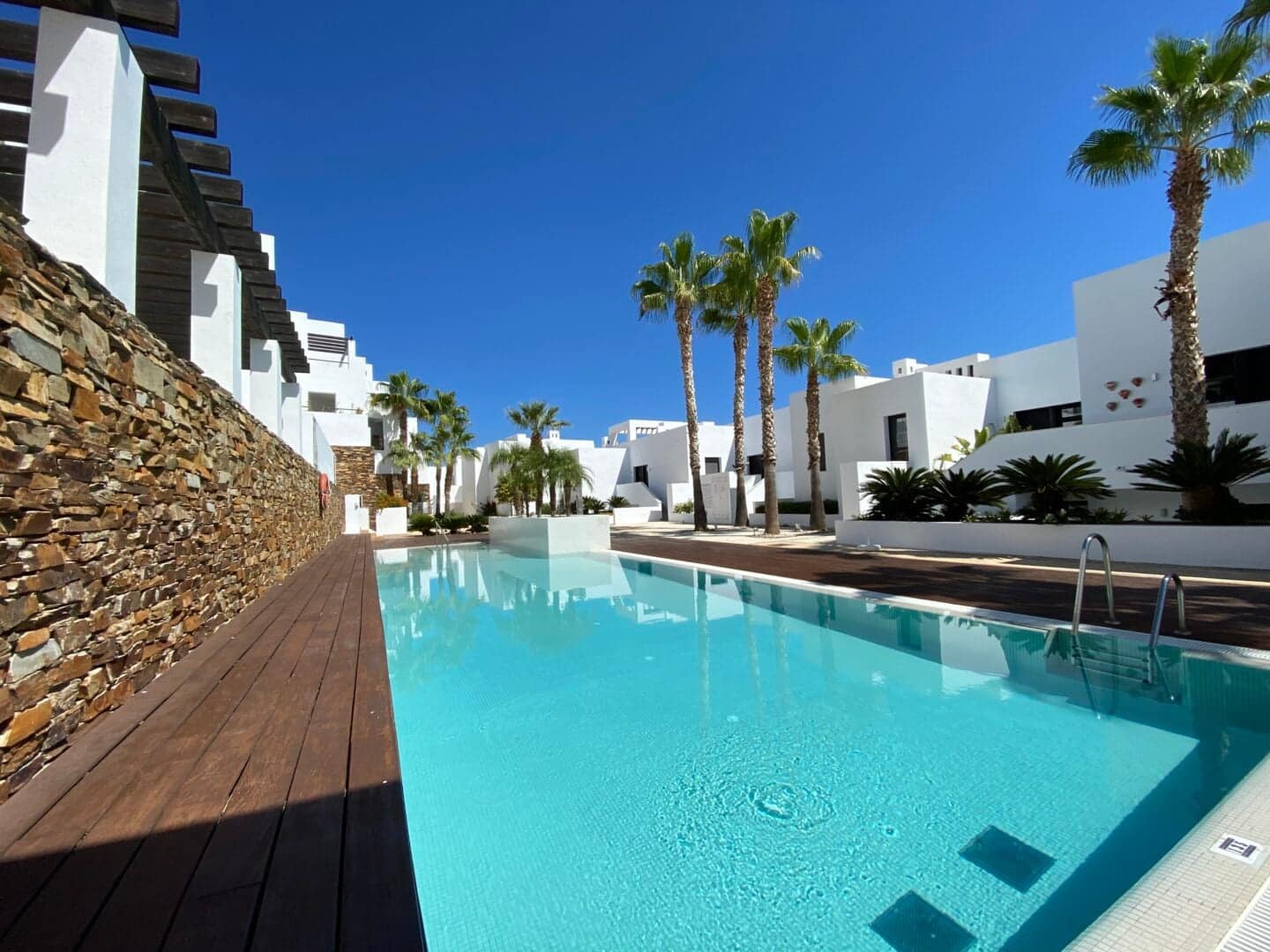 3 quarto Apartamento de Praia para arrendar em Mojacar com piscina garagem - 1 495 € (Ref: 10081099)