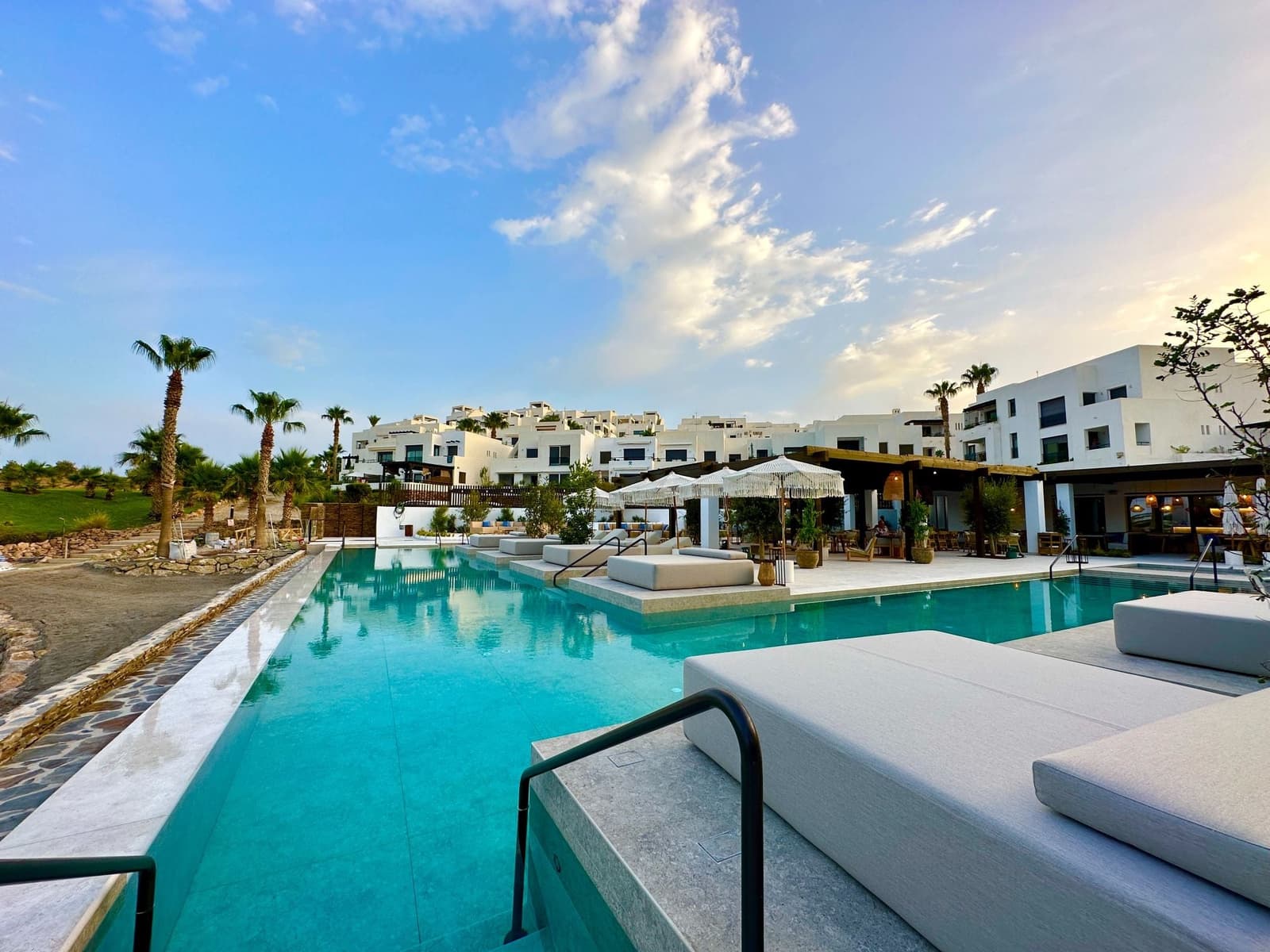 3 quarto Apartamento de Praia para arrendar em Mojacar com piscina garagem - 1 495 € (Ref: 10081099)