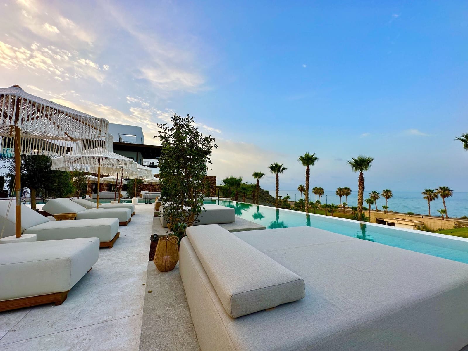 3 quarto Apartamento de Praia para arrendar em Mojacar com piscina garagem - 1 495 € (Ref: 10081099)