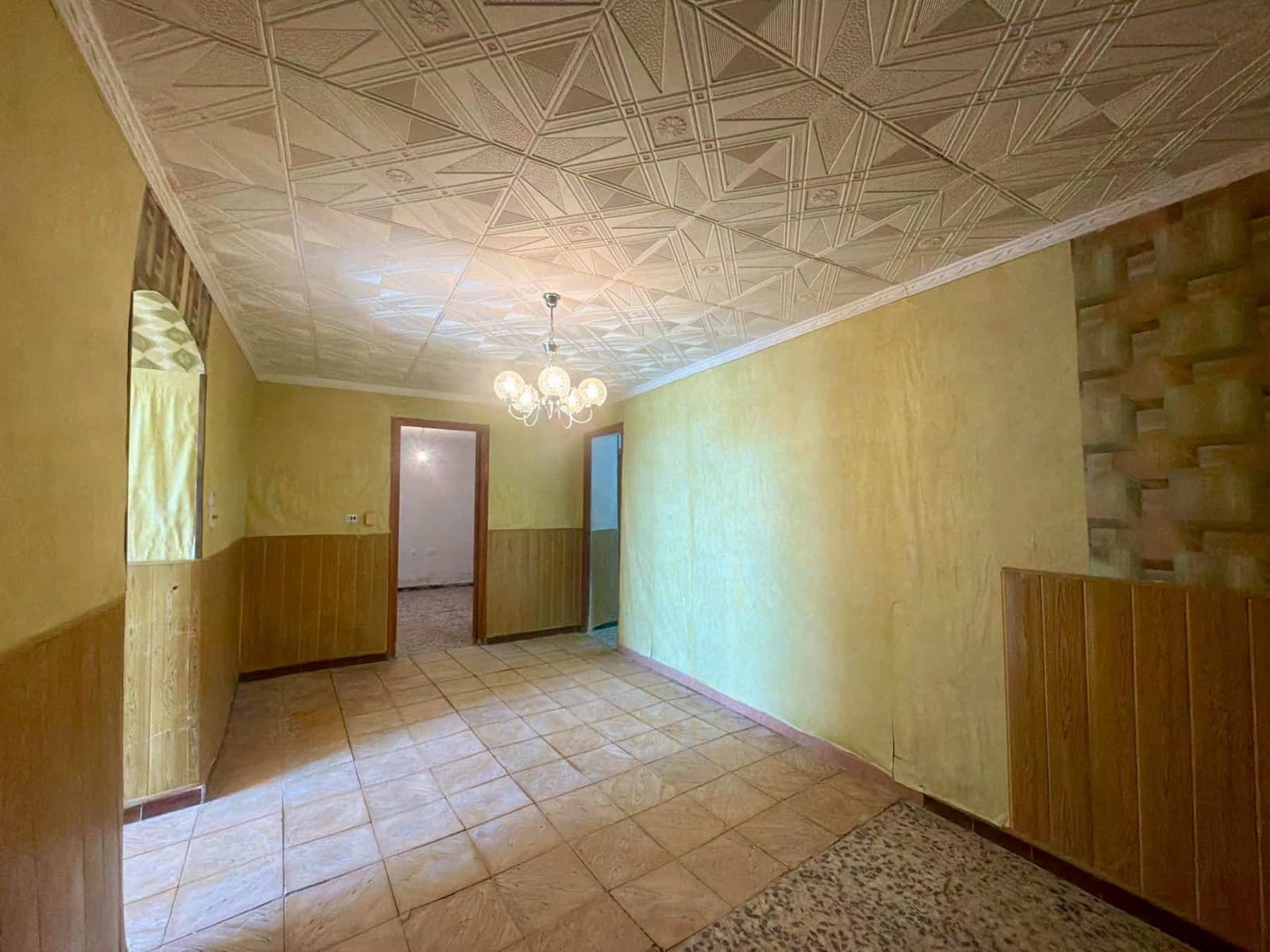 4 slaapkamer Villa te koop in Huercal-Overa met garage - € 69.950 (Ref: 10089578)