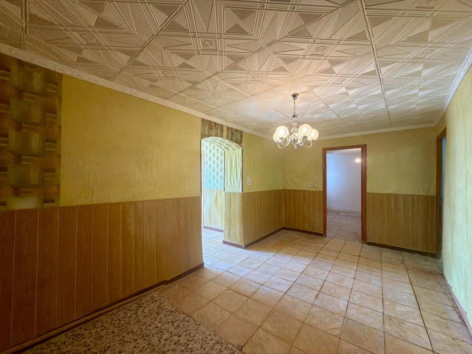 4 slaapkamer Villa te koop in Huercal-Overa met garage - € 69.950 (Ref: 10089578)