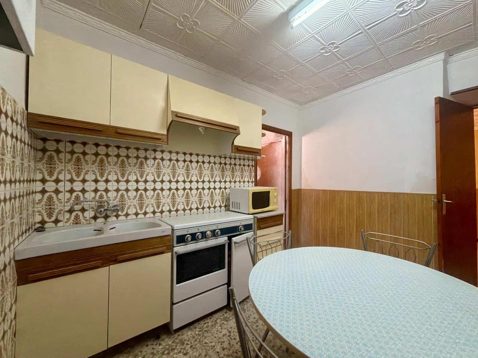 4 slaapkamer Villa te koop in Huercal-Overa met garage - € 69.950 (Ref: 10089578)