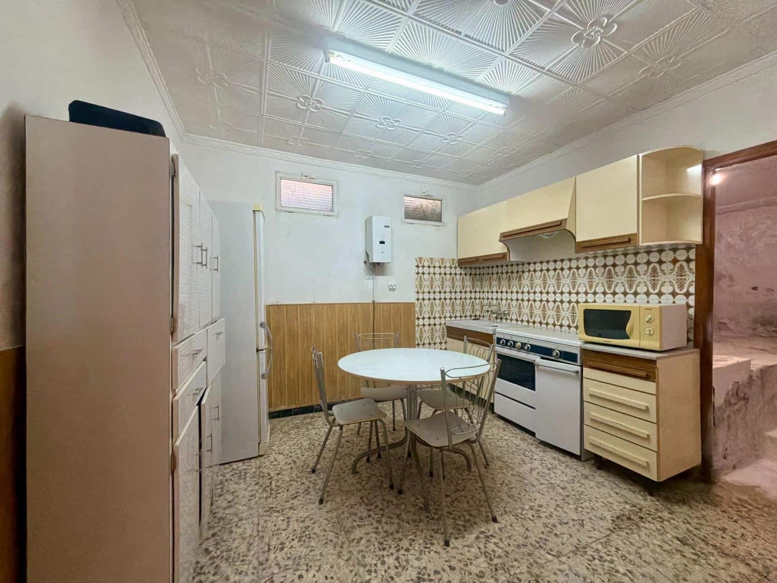 4 slaapkamer Villa te koop in Huercal-Overa met garage - € 69.950 (Ref: 10089578)