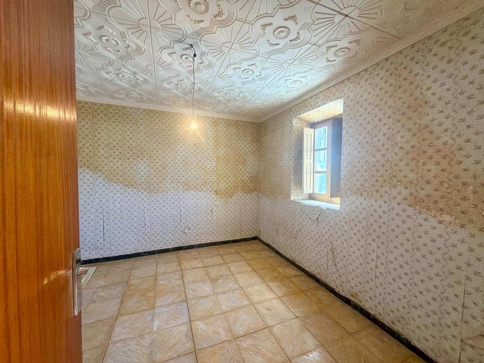 4 slaapkamer Villa te koop in Huercal-Overa met garage - € 69.950 (Ref: 10089578)