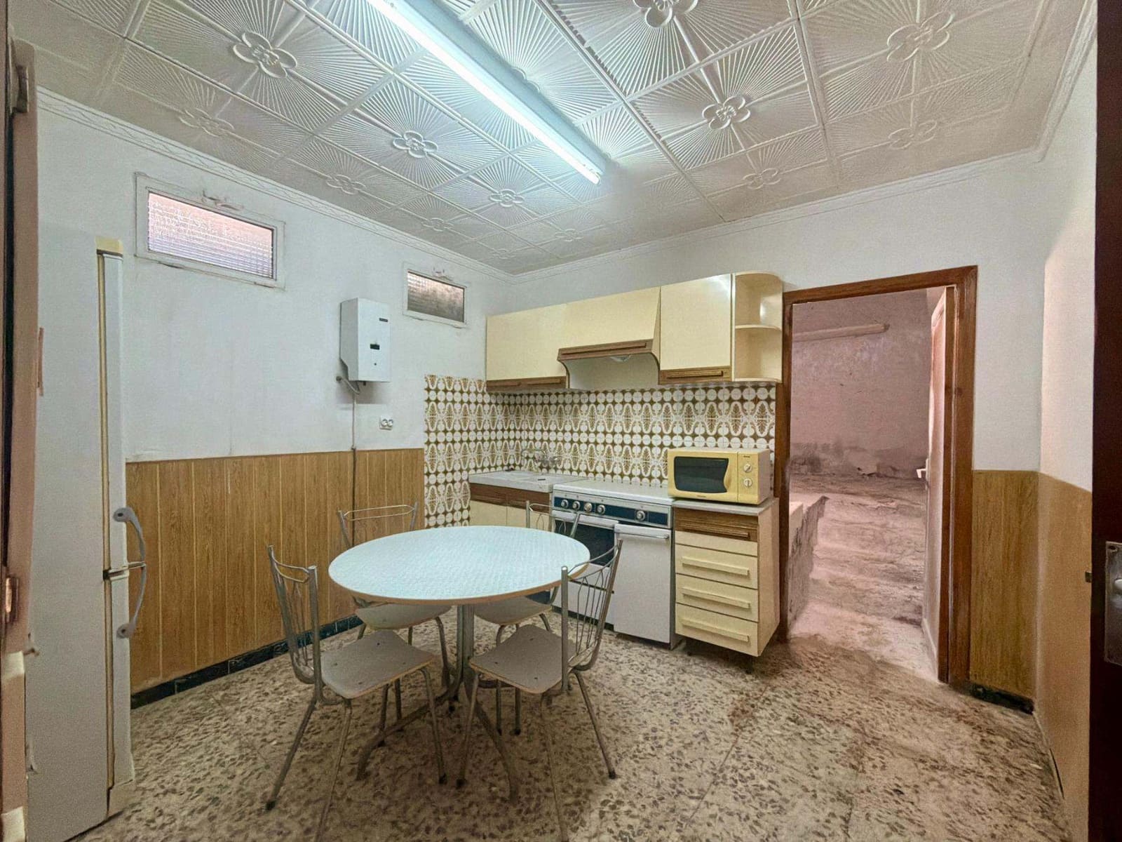 4 slaapkamer Villa te koop in Huercal-Overa met garage - € 69.950 (Ref: 10089578)