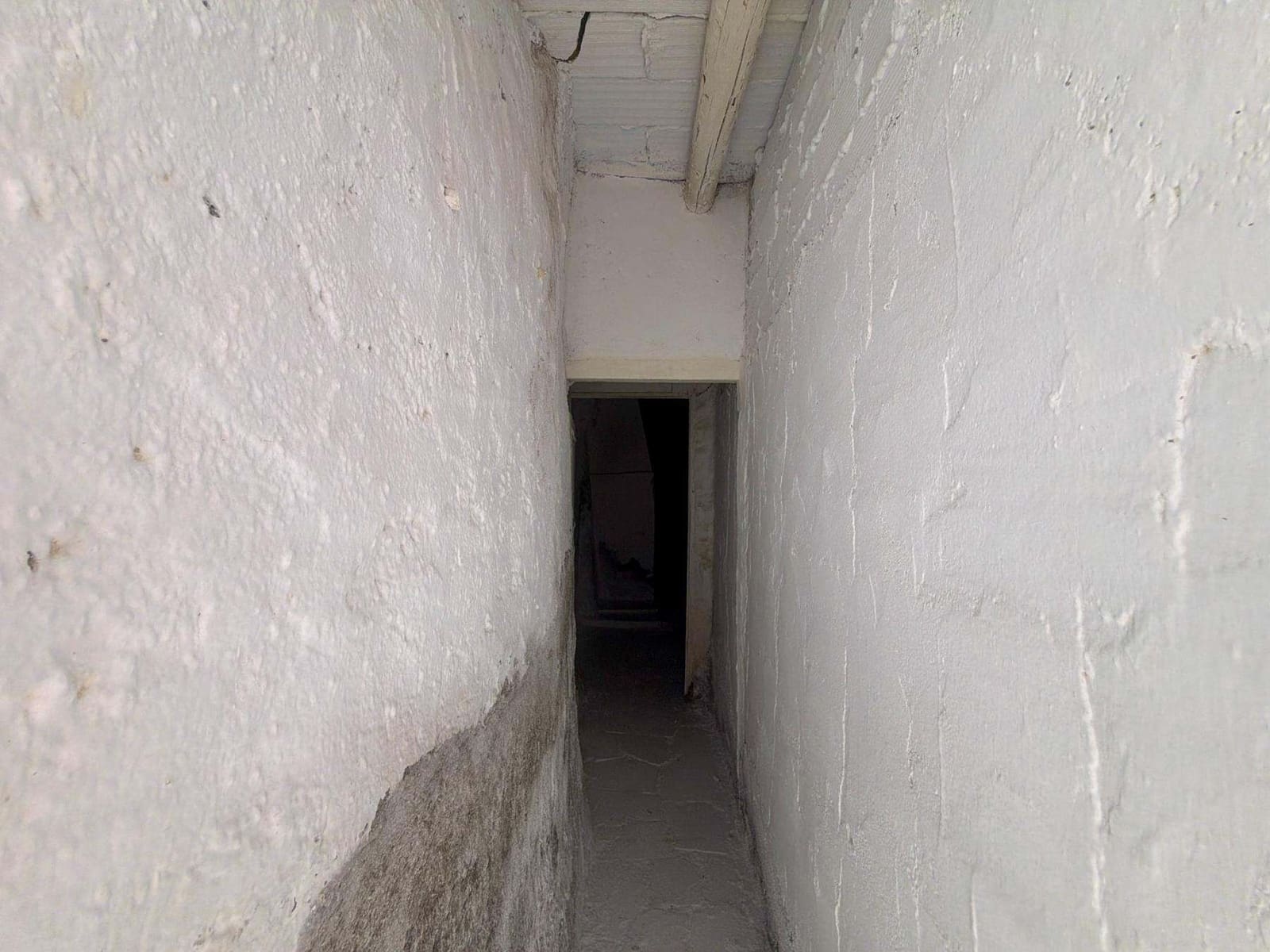 4 slaapkamer Villa te koop in Huercal-Overa met garage - € 69.950 (Ref: 10089578)