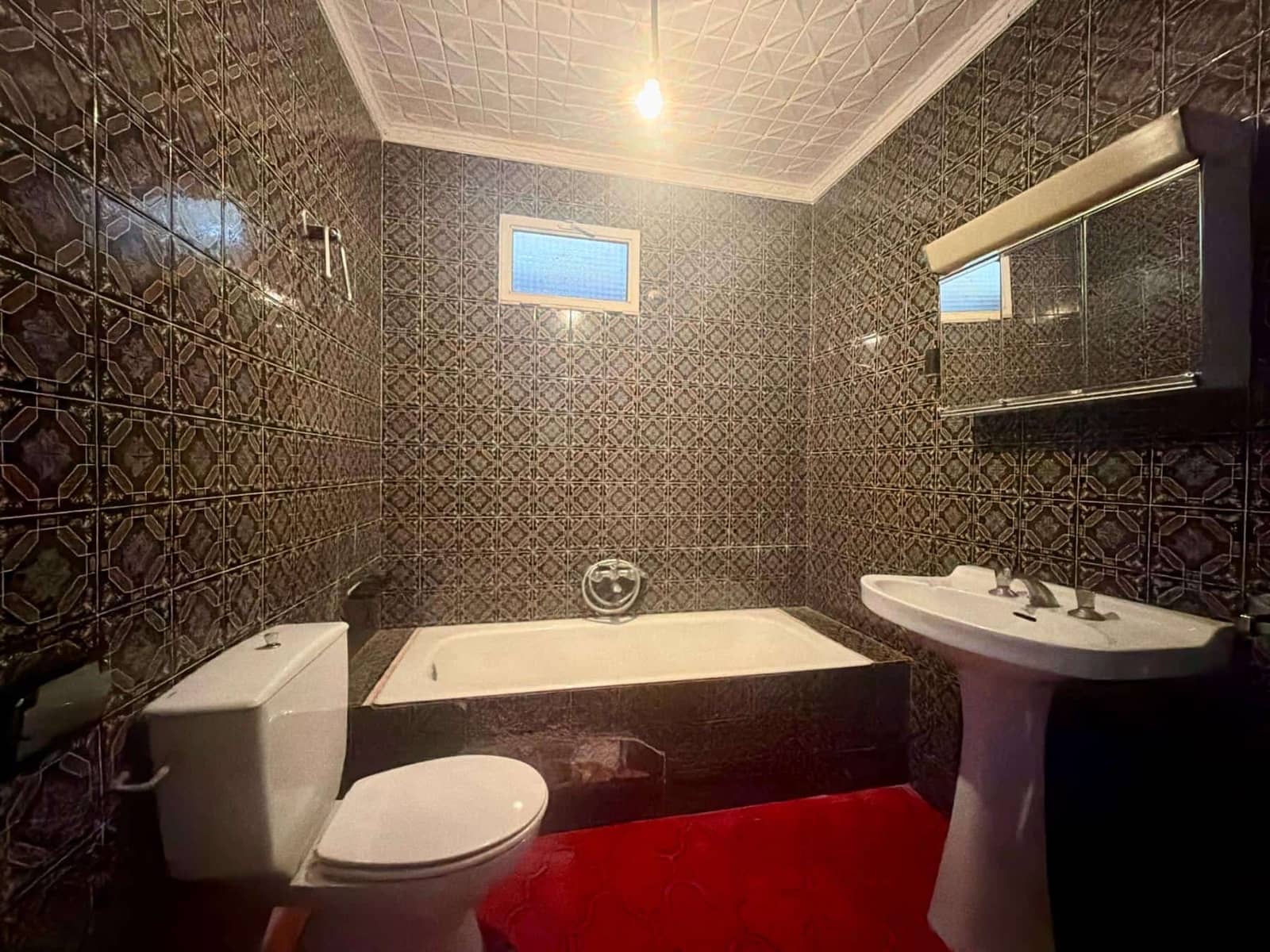 4 slaapkamer Villa te koop in Huercal-Overa met garage - € 69.950 (Ref: 10089578)