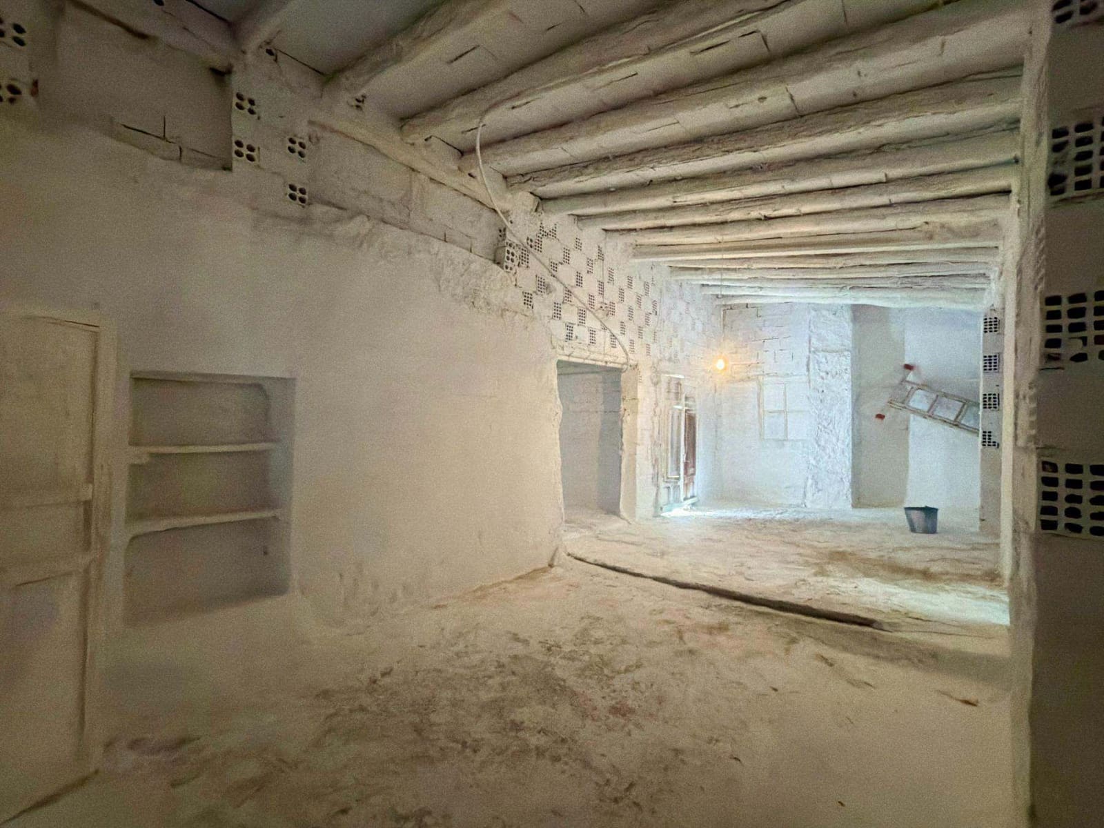 4 slaapkamer Villa te koop in Huercal-Overa met garage - € 69.950 (Ref: 10089578)