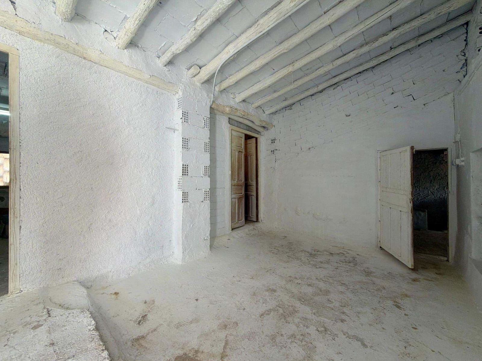 4 slaapkamer Villa te koop in Huercal-Overa met garage - € 69.950 (Ref: 10089578)