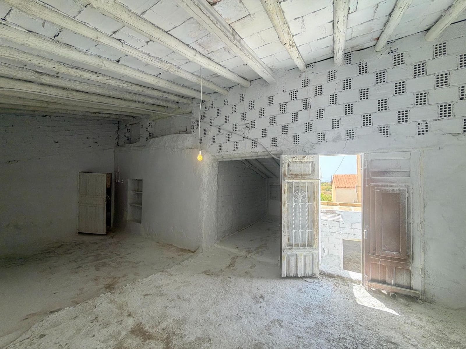 4 slaapkamer Villa te koop in Huercal-Overa met garage - € 69.950 (Ref: 10089578)
