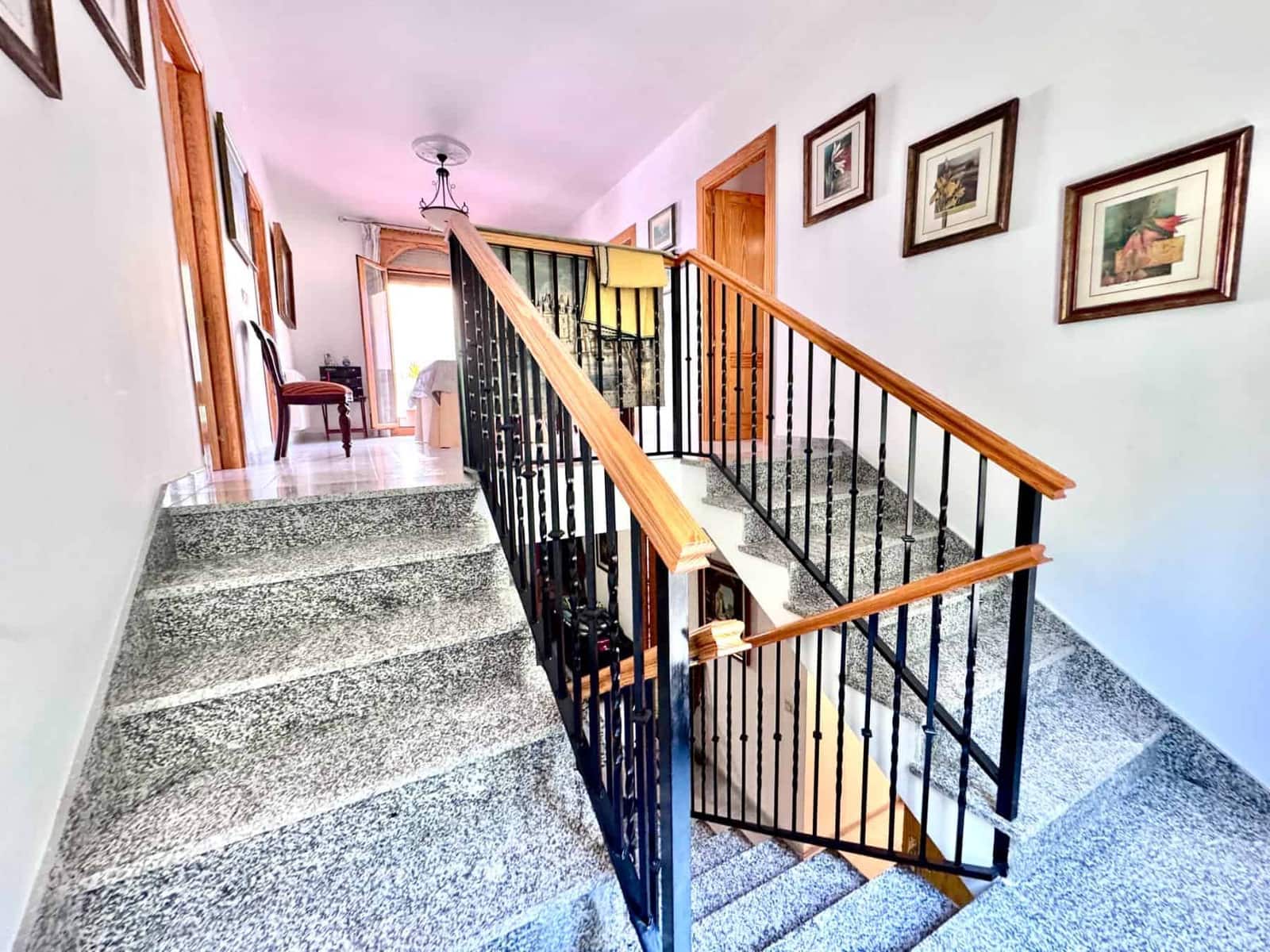4 chambre Villa/Maison à vendre à Picena avec garage - 209 000 € (Ref: 10094538)