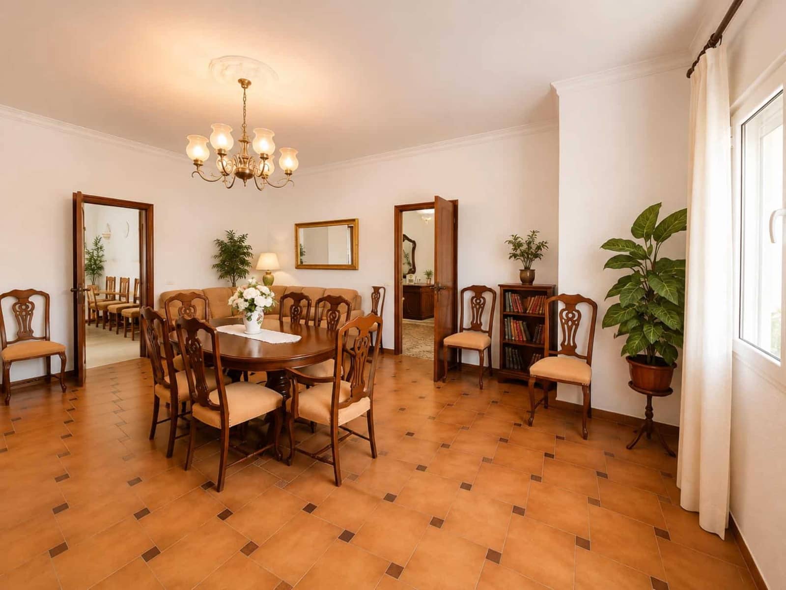4 slaapkamer Villa te koop in Cuevas del Almanzora met garage - € 250.000 (Ref: 10098311)