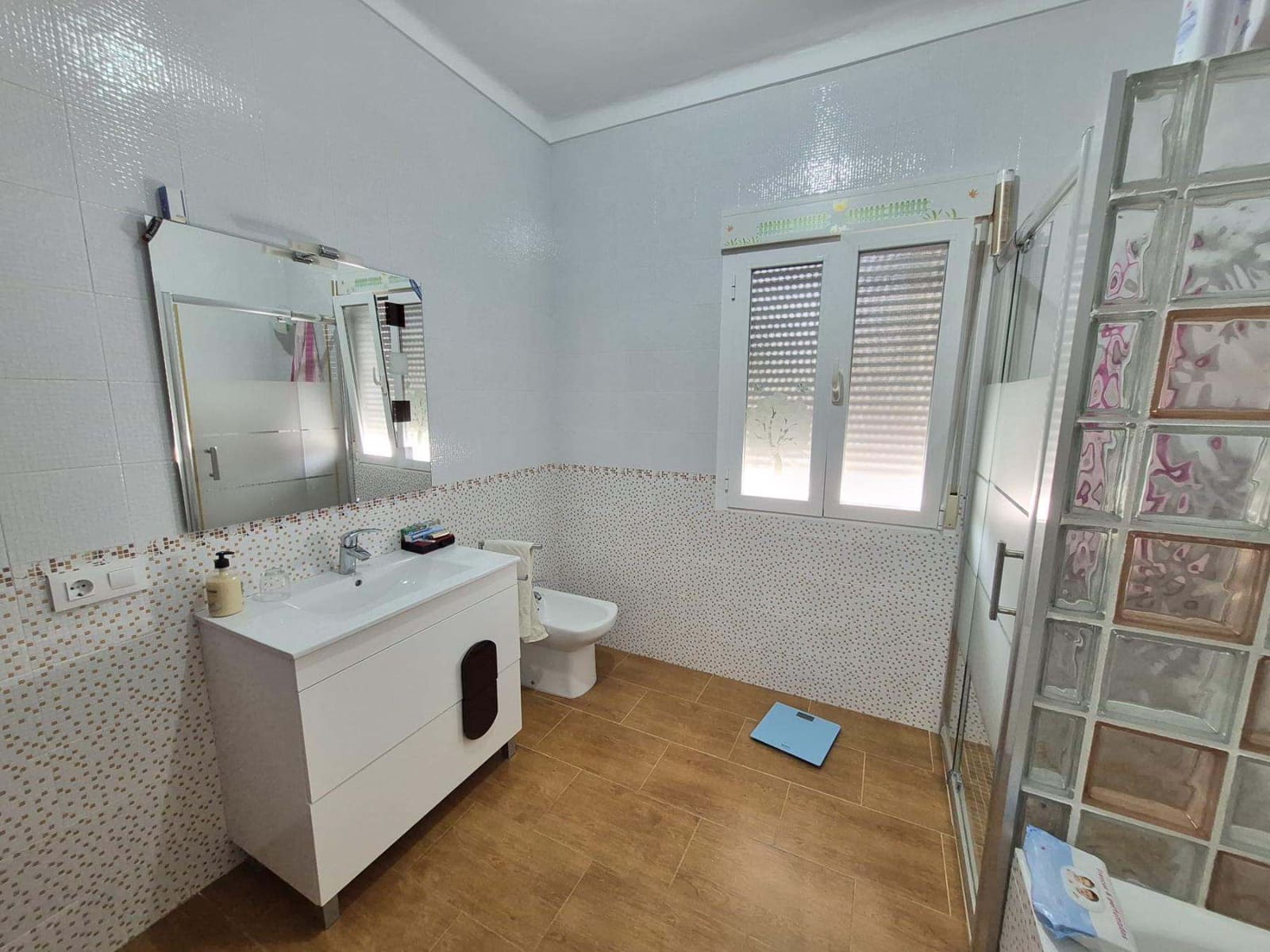 4 slaapkamer Villa te koop in Cuevas del Almanzora met garage - € 250.000 (Ref: 10098311)