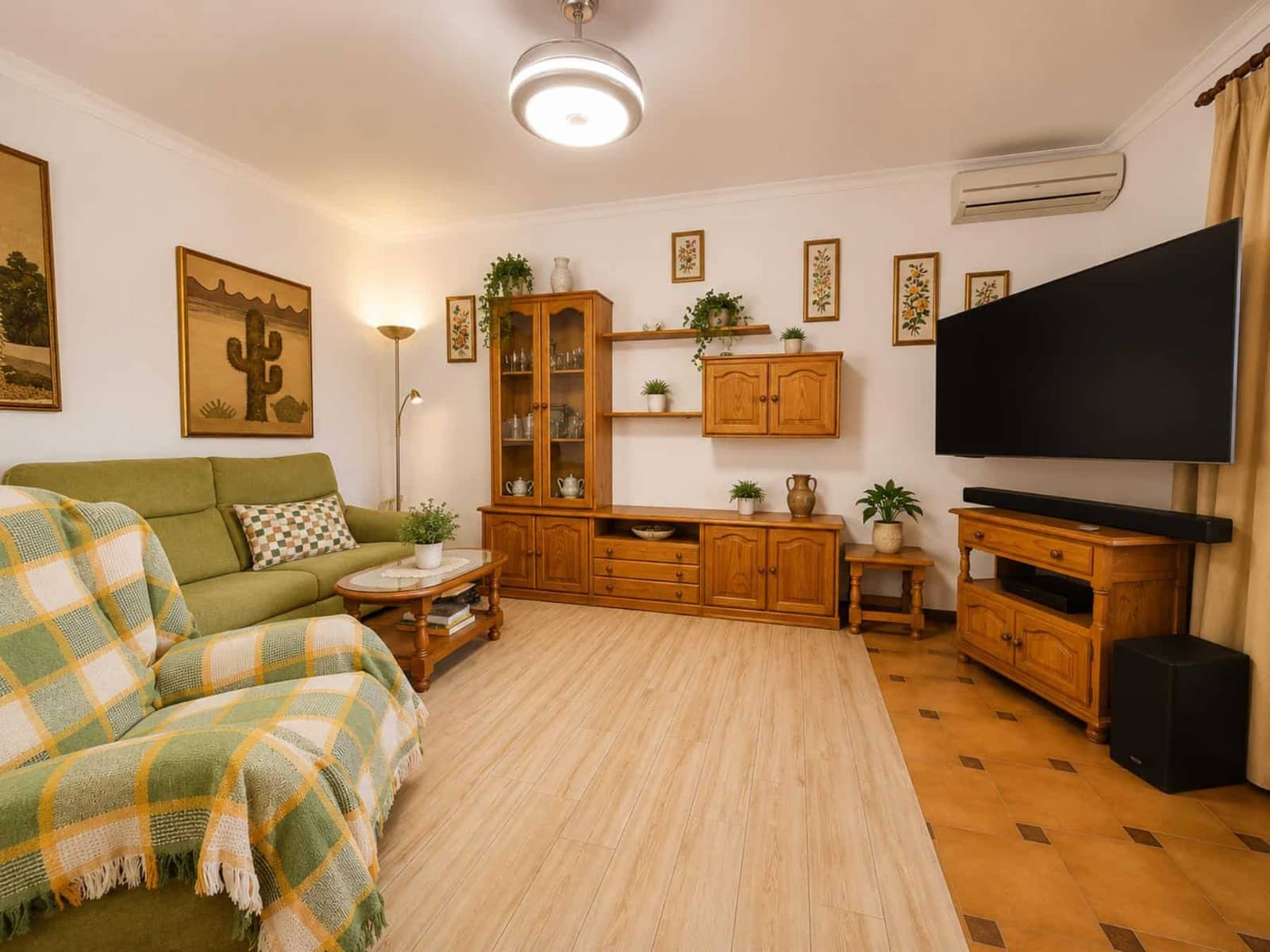 4 slaapkamer Villa te koop in Cuevas del Almanzora met garage - € 250.000 (Ref: 10098311)
