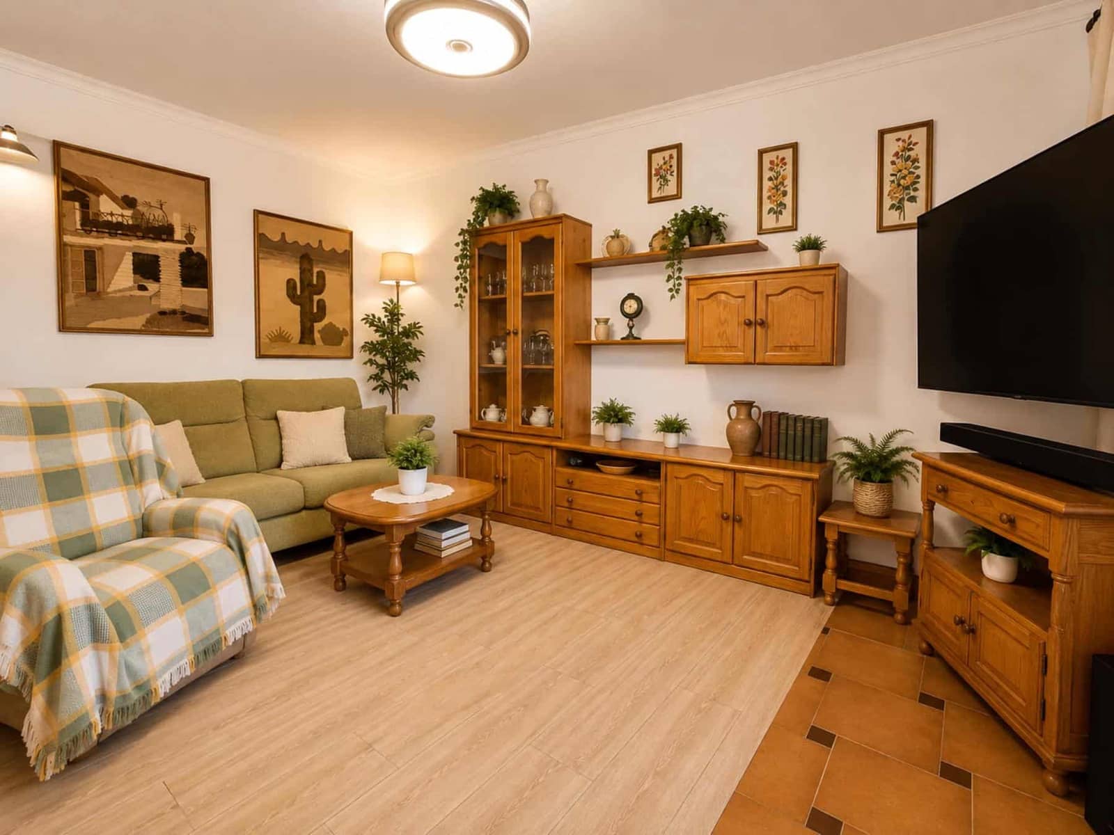 4 slaapkamer Villa te koop in Cuevas del Almanzora met garage - € 250.000 (Ref: 10098311)