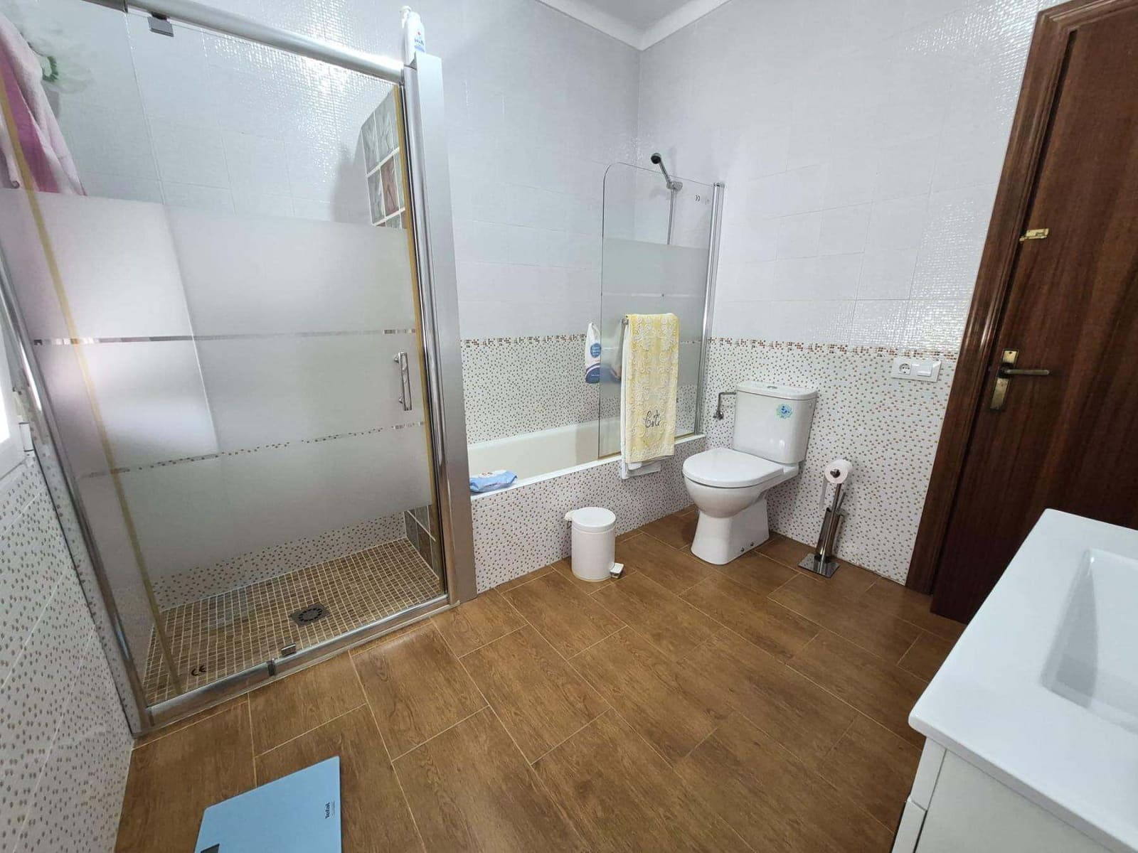 4 slaapkamer Villa te koop in Cuevas del Almanzora met garage - € 250.000 (Ref: 10098311)
