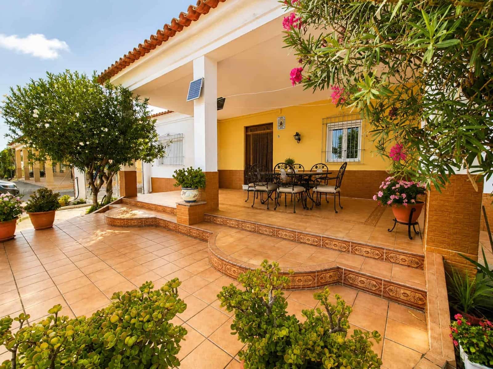 4 slaapkamer Villa te koop in Cuevas del Almanzora met garage - € 250.000 (Ref: 10098311)