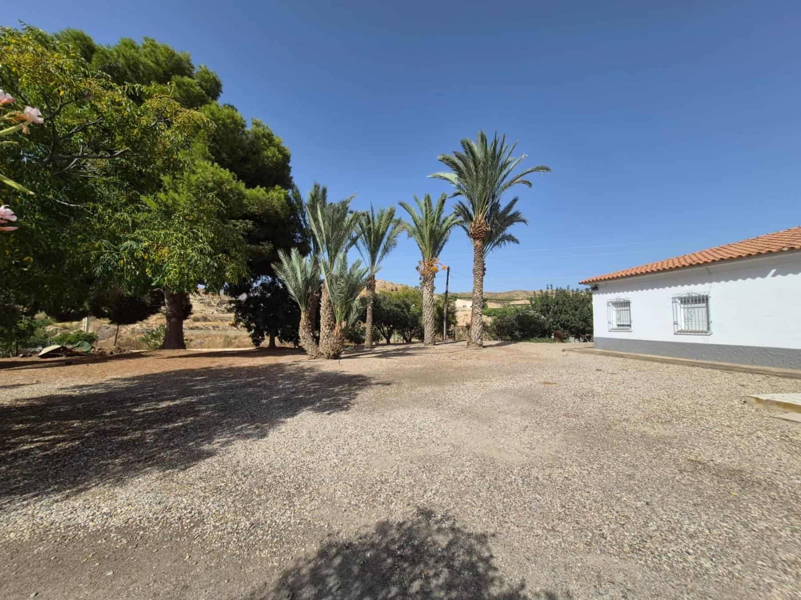 4 slaapkamer Villa te koop in Cuevas del Almanzora met garage - € 250.000 (Ref: 10098311)