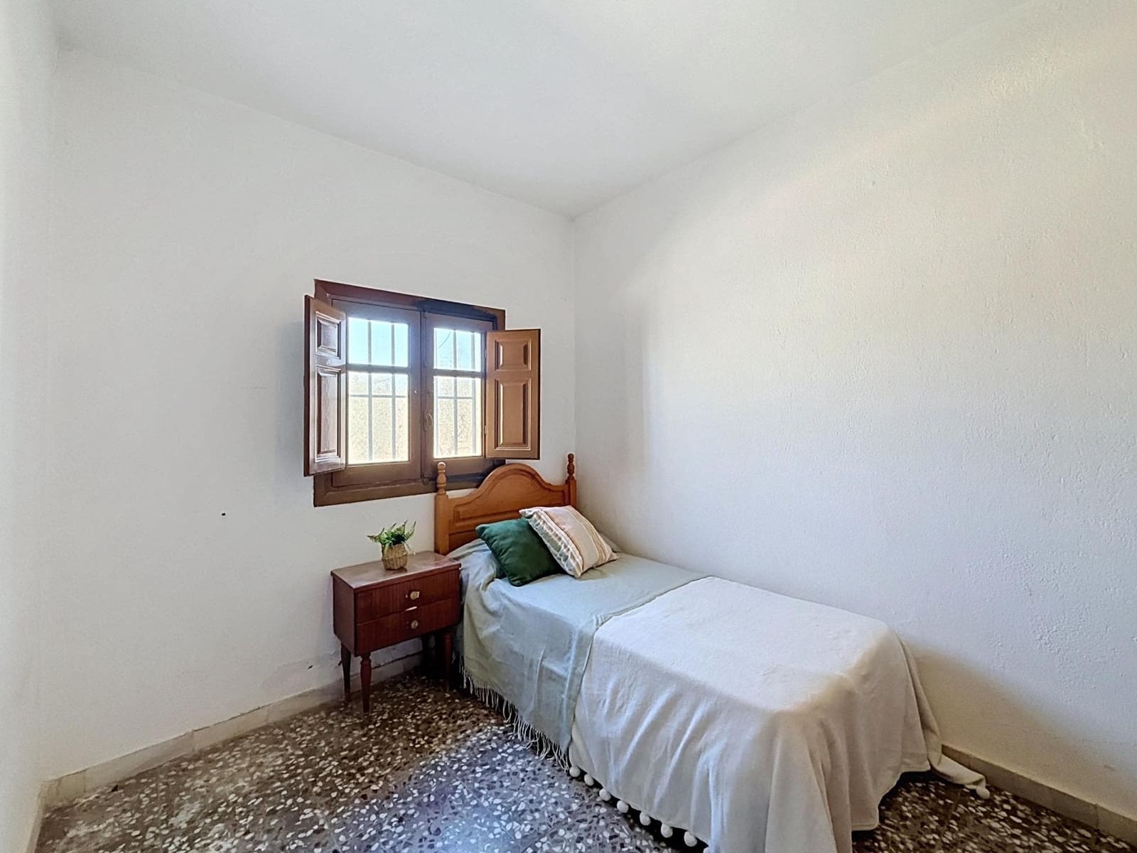4 Zimmer Villa zu verkaufen in Tabernas mit Pool Garage - 99.000 € (Ref: 10098312)