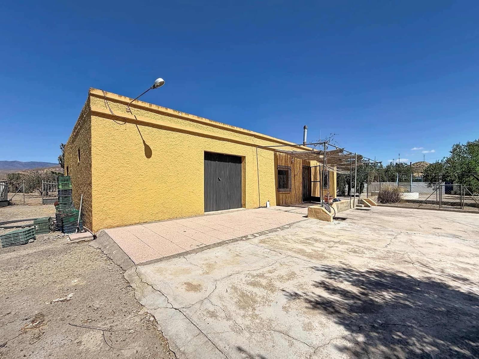 4 Zimmer Villa zu verkaufen in Tabernas mit Pool Garage - 99.000 € (Ref: 10098312)