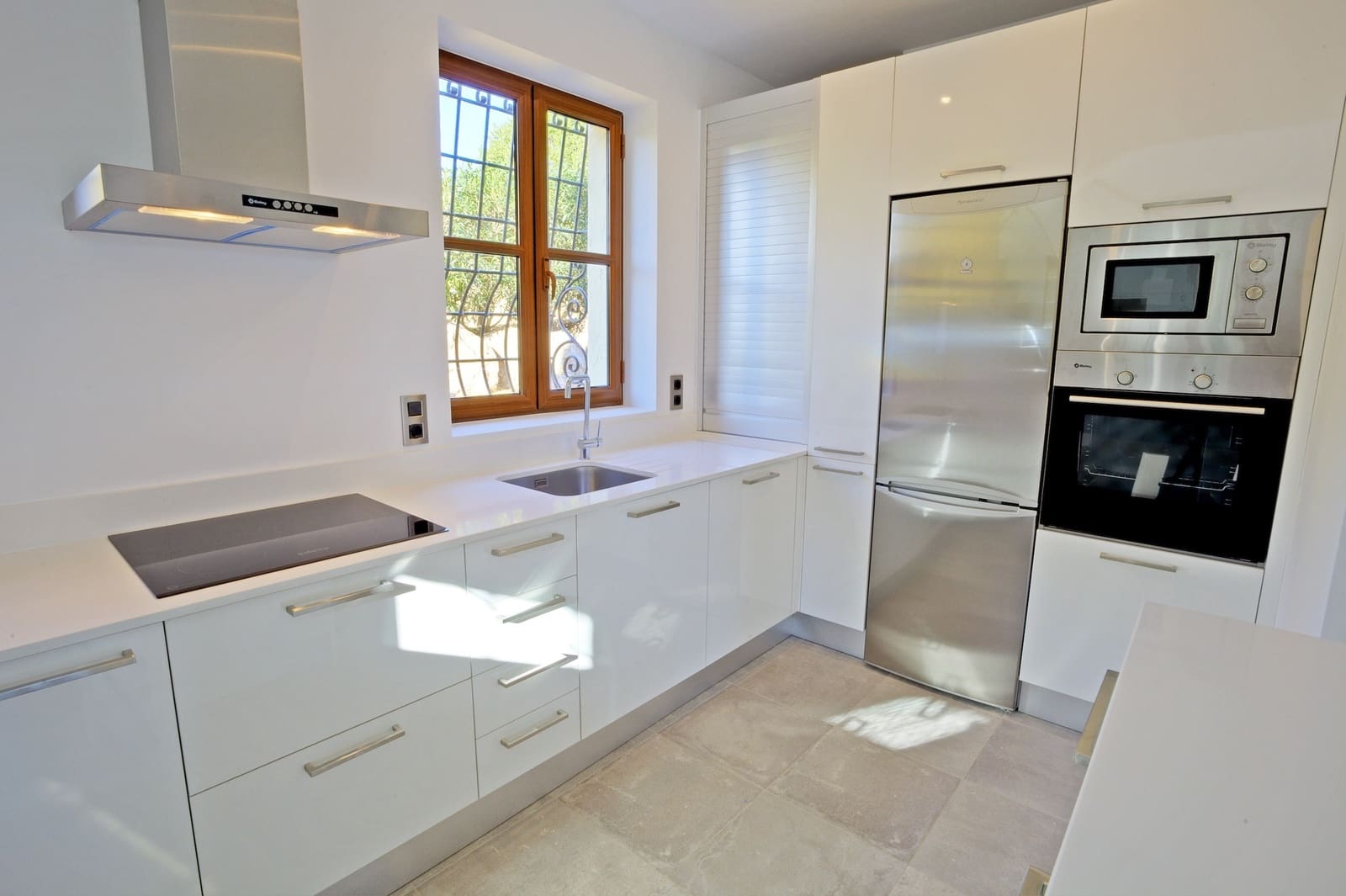 3 soveværelse Villa til salg i Cuevas del Almanzora med swimmingpool garage - € 350.000 (Ref: 5601418)