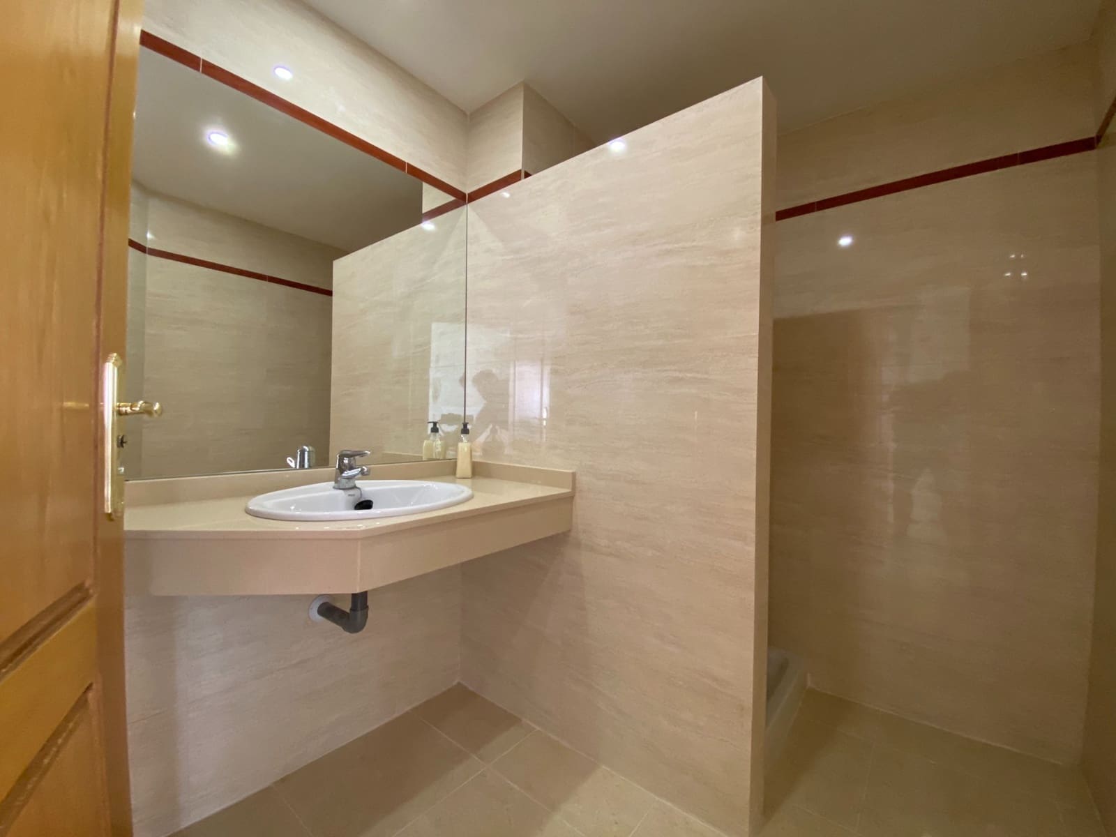 2 slaapkamer Appartement te koop in Portman met zwembad garage - € 129.000 (Ref: 5617810)