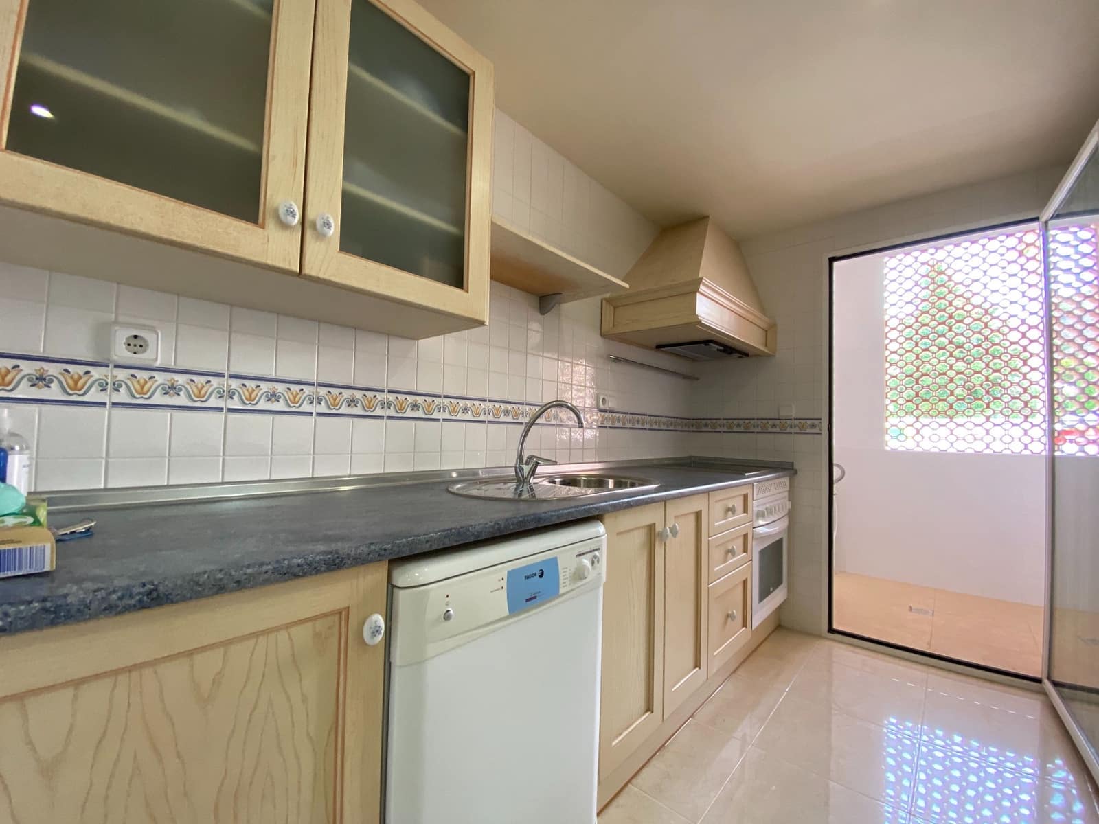 2 slaapkamer Appartement te koop in Portman met zwembad garage - € 129.000 (Ref: 5617810)
