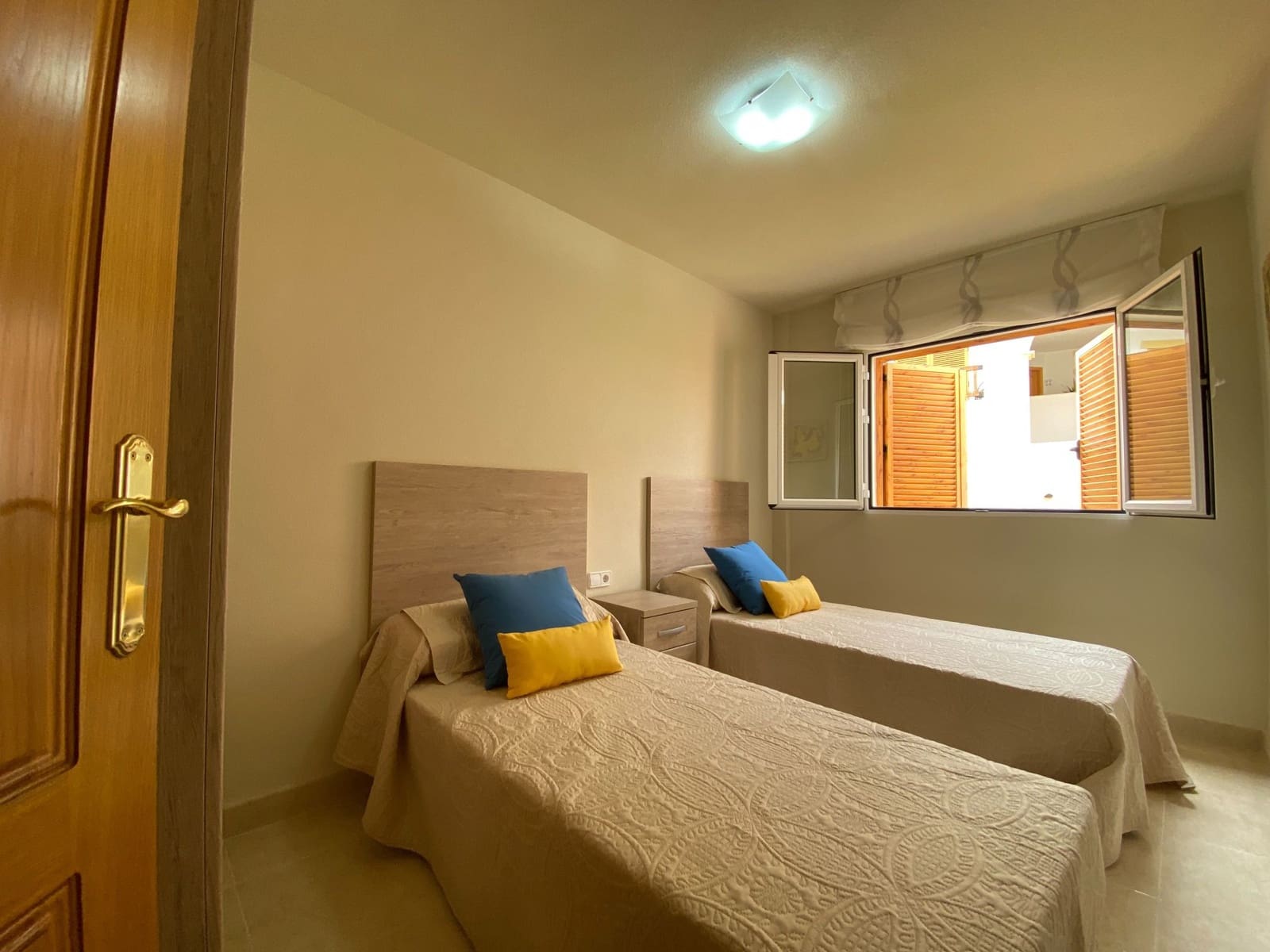 2 slaapkamer Appartement te koop in Portman met zwembad garage - € 129.000 (Ref: 5617810)