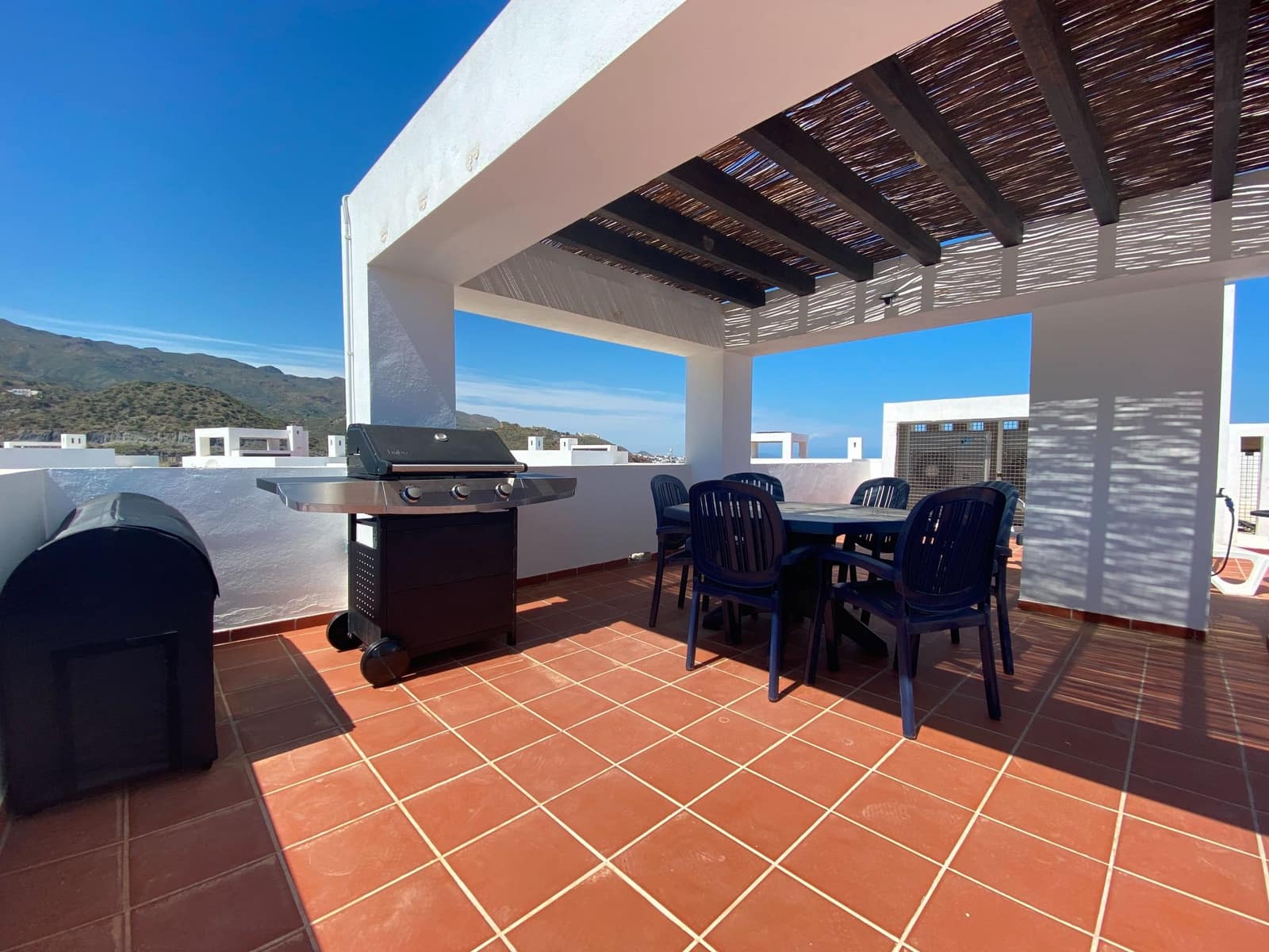 2 makuuhuone Kattohuoneisto vuokrattavana paikassa Mojacar mukana uima-altaan - 1 495 € (Ref: 5619849)