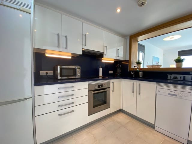 3 sovrum Lägenhet att hyra i Mojácar med pool - 1 495 € (Ref: 5619851)