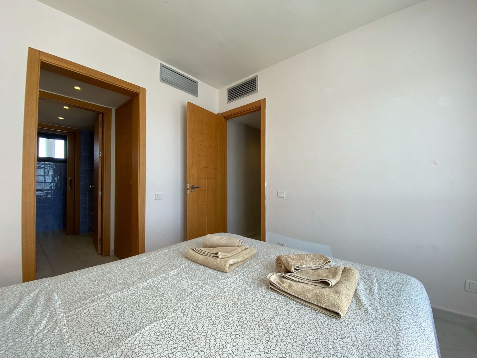Penthouse de 3 chambres à louer à Mojacar avec piscine garage - 1 200 € (Ref: 5644808)