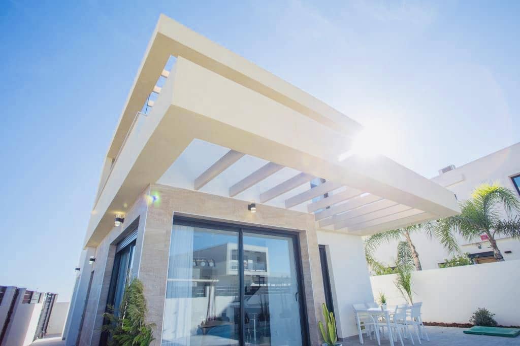 3 soveværelse Villa til salg i Los Montesinos med swimmingpool garage - € 335.900 (Ref: 5951542)