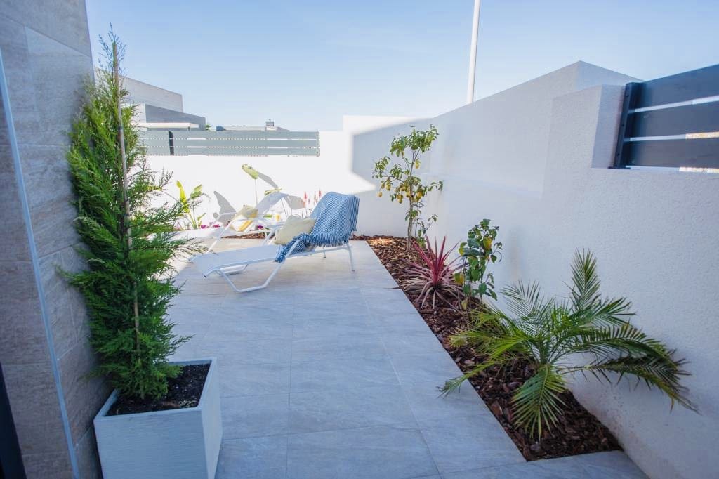 3 soveværelse Villa til salg i Los Montesinos med swimmingpool garage - € 335.900 (Ref: 5951542)