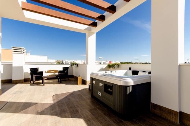 3 soverom Villa til salgs i Cala Marqués, Vera med svømmebasseng garasje - € 375 000 (Ref: 6710691)